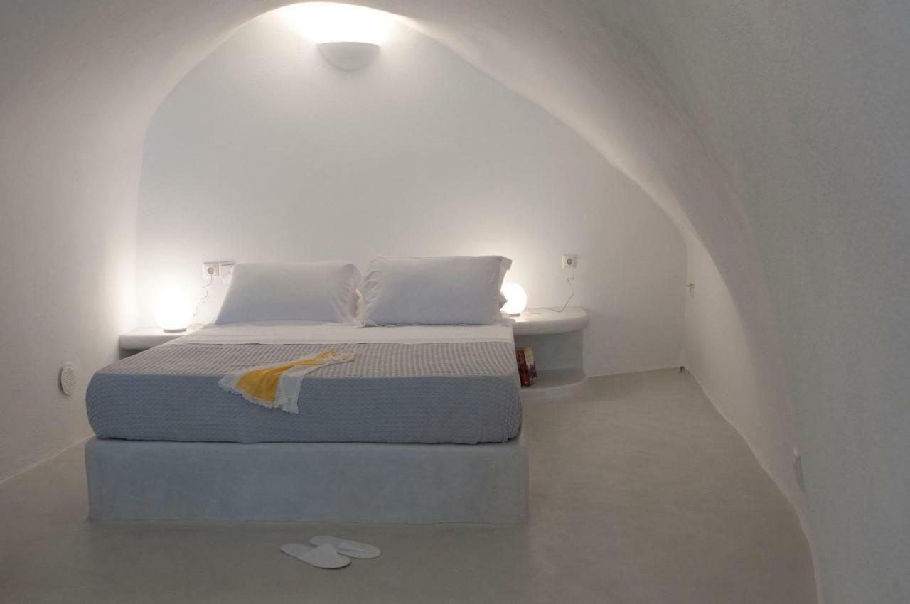 Olyra Traditional Cave Houses Пиргос Экстерьер фото